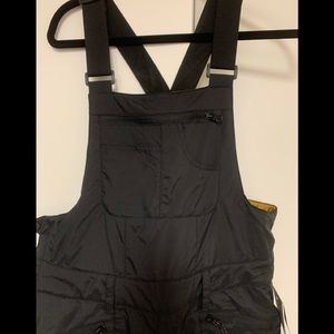 NWT ladies M black coverall bib snow pants new!